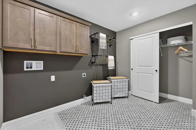 Pictures are for example only.  Some features shown may be optional upgrades. — 114 Cottle Creek Way, Cottleville, MO 63304