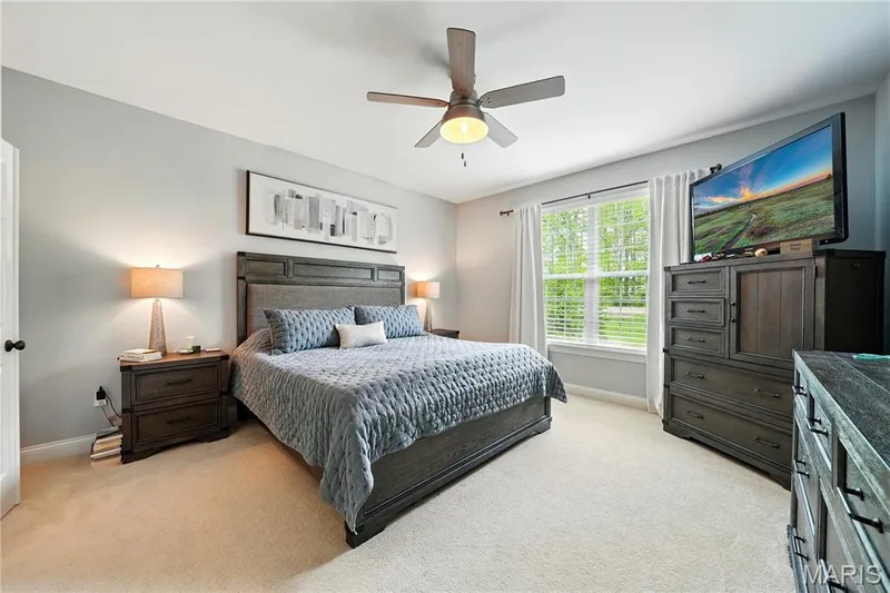 204 Grayleaf Court, O'Fallon, MO 63385 — listing photo 16 of 37