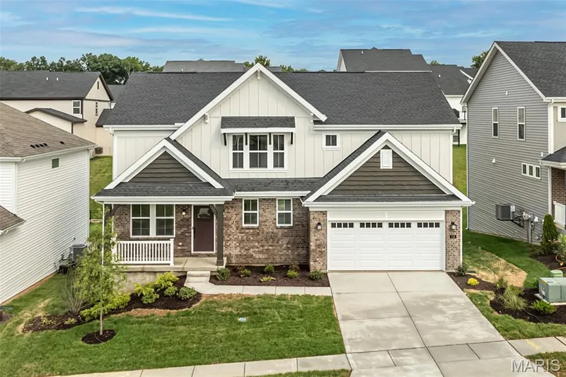 719 Southerland Drive, O'Fallon, MO 63368 — listing photo 3 of 51