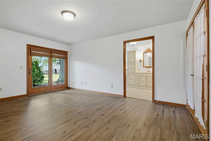 13 Village Drive W, St Charles, MO 63303 — listing photo 15 of 47
