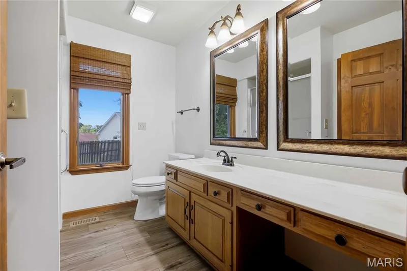 13 Village Drive W, St Charles, MO 63303 — listing photo 21 of 47