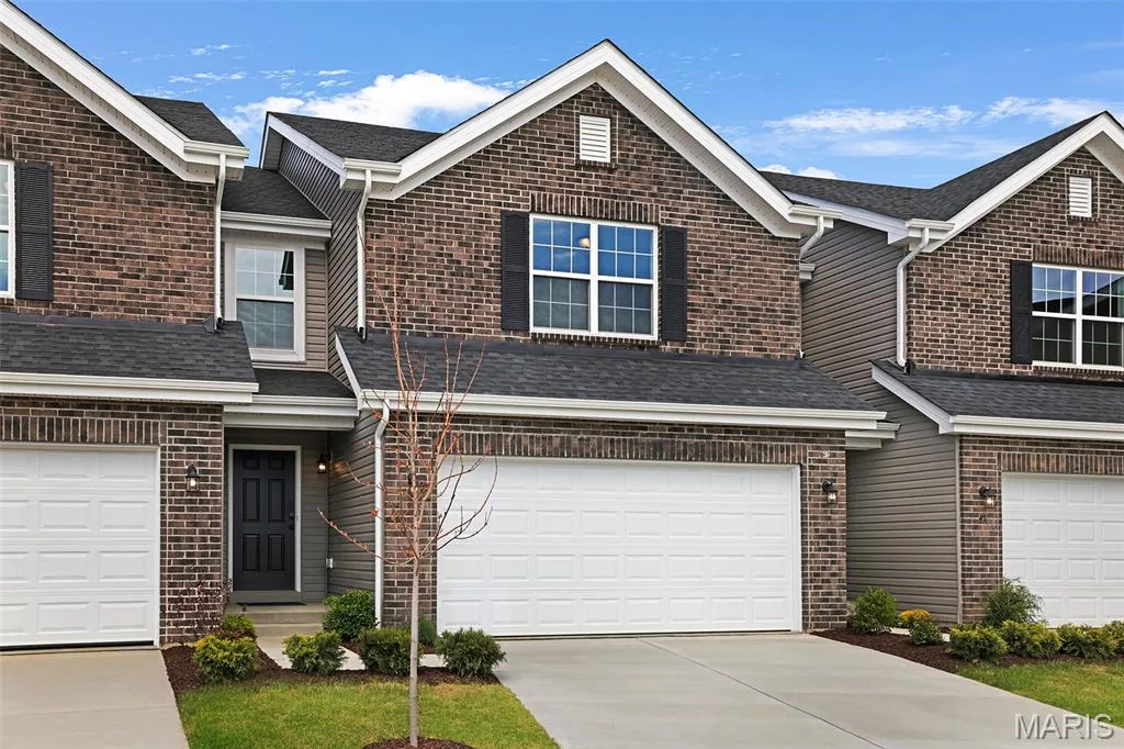 43 Fairmount Grove Drive, St Peters, MO 63376 — listing photo 1 of 26