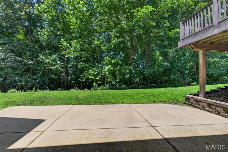 Walk-out access! — 18517 Gredan Court, Wildwood, MO 63069