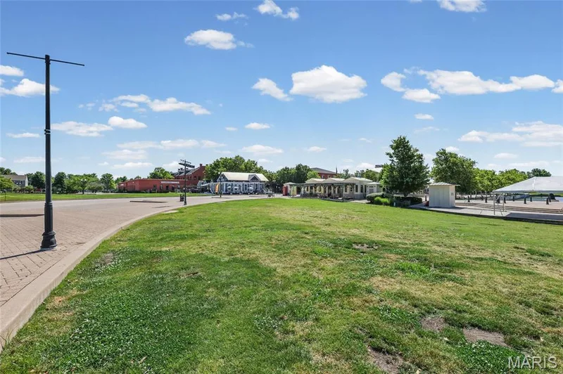 3245 Domain Street, St Charles, MO 63301 — listing photo 48 of 61