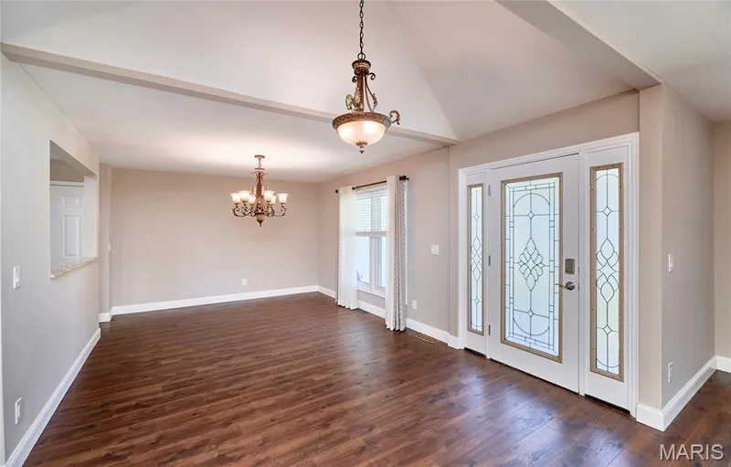 14338 Millbriar Circle, Chesterfield, MO 63017 — listing photo 5 of 64