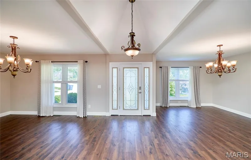 14338 Millbriar Circle, Chesterfield, MO 63017 — listing photo 10 of 64