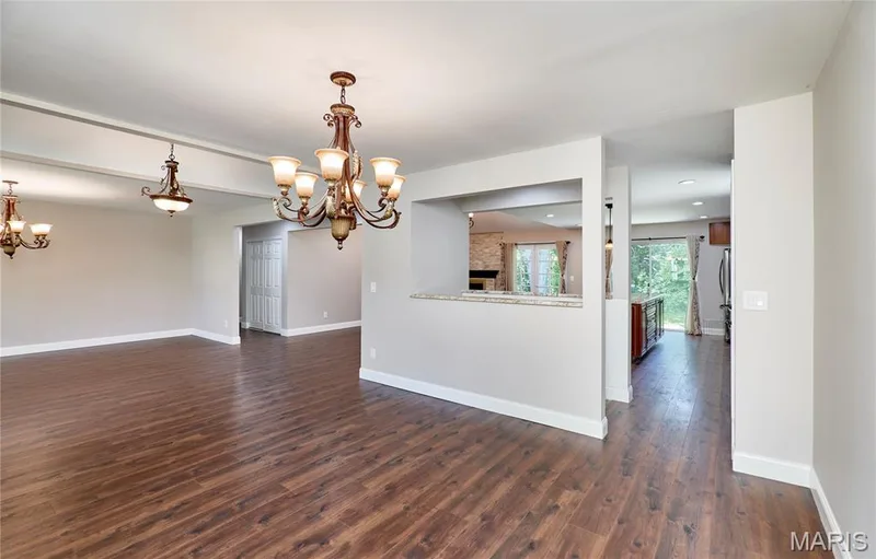 14338 Millbriar Circle, Chesterfield, MO 63017 — listing photo 13 of 64