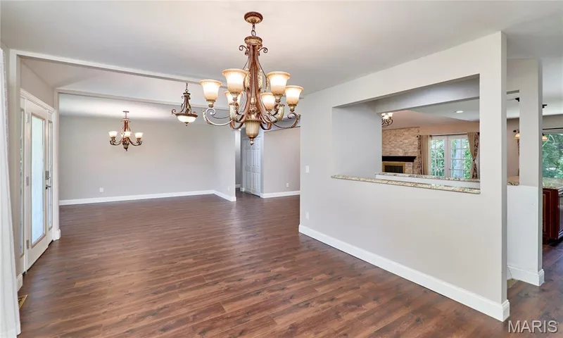 14338 Millbriar Circle, Chesterfield, MO 63017 — listing photo 14 of 64