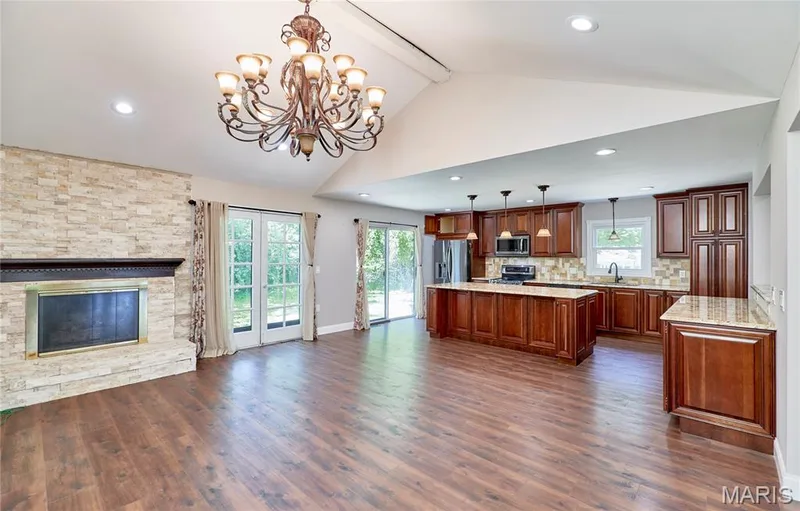 14338 Millbriar Circle, Chesterfield, MO 63017 — listing photo 18 of 64