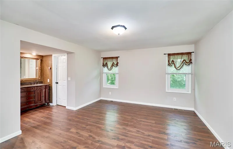 14338 Millbriar Circle, Chesterfield, MO 63017 — listing photo 30 of 64
