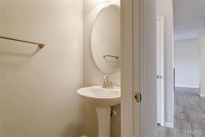 Powder room with pedestal sink. — 0 Sheridan @ Harvest, O'Fallon, MO 63385