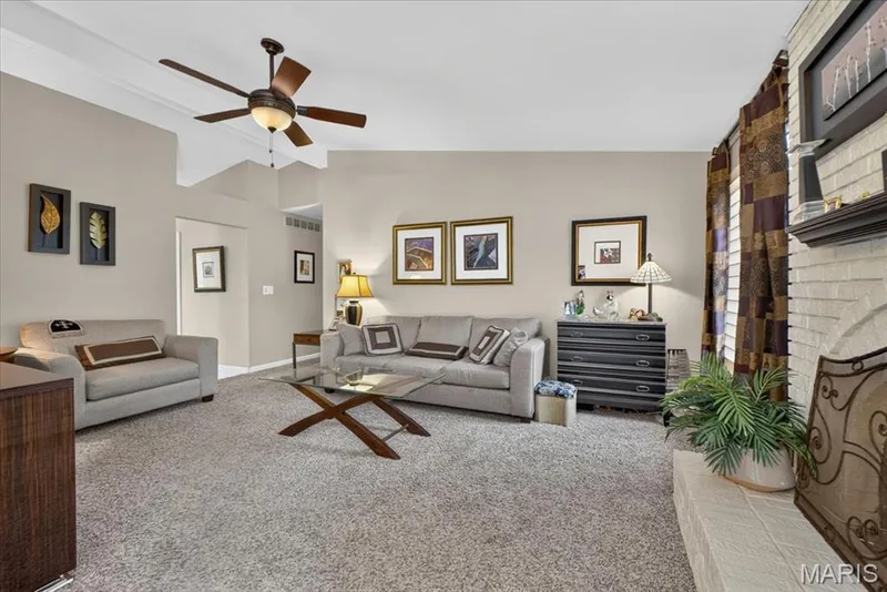 15446 Grantley Drive, Chesterfield, MO 63017 — listing photo 26 of 65