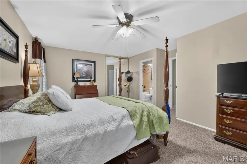 15446 Grantley Drive, Chesterfield, MO 63017 — listing photo 39 of 65