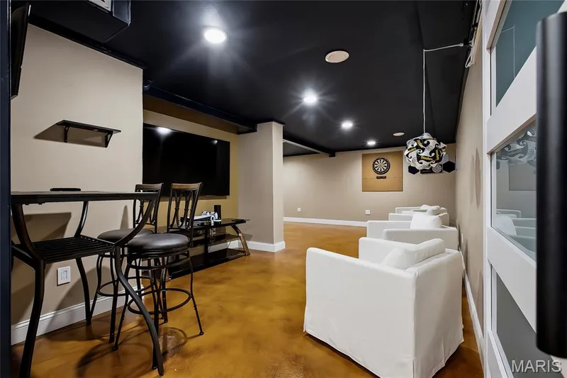 334 Dungate Drive, Chesterfield, MO 63017 — listing photo 26 of 33
