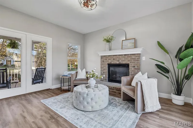 572 Misty Mountain Drive, O'Fallon, MO 63368 — listing photo 11 of 28