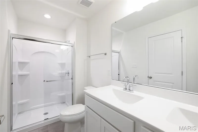 1009 Westhaven Boulevard, Wentzville, MO 63385 — listing photo 3 of 22
