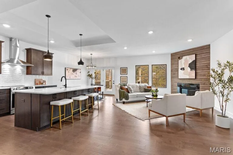 Example picture, some options shown may be optional upgrades. — New Build CALDWELL "D" @SUTTON FARMS, Wentzville, MO 63385