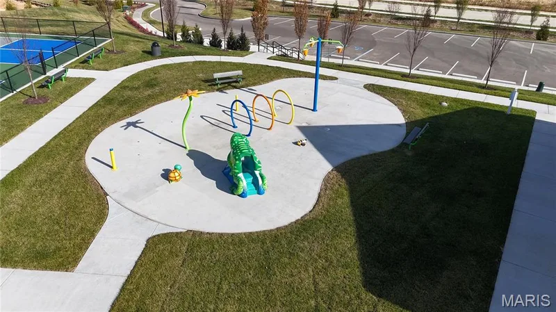 New Build CALDWELL "D" @SUTTON FARMS, Wentzville, MO 63385 — listing photo 23 of 27