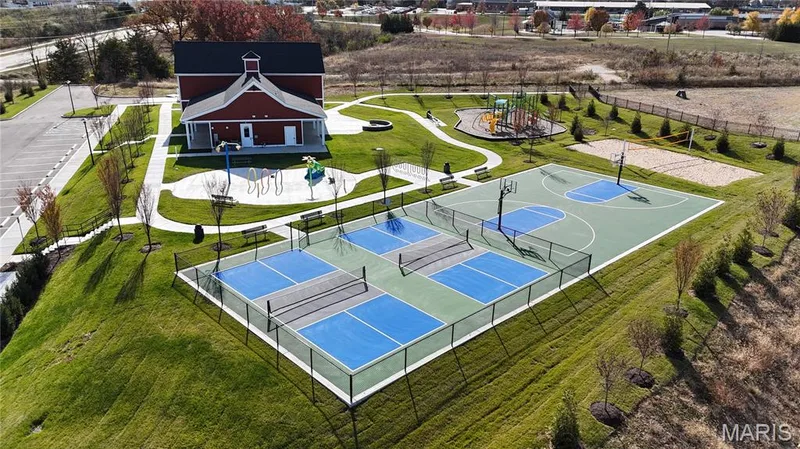 New Build CALDWELL "D" @SUTTON FARMS, Wentzville, MO 63385 — listing photo 25 of 27