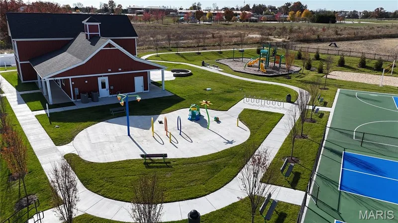 New Build CALDWELL "D" @SUTTON FARMS, Wentzville, MO 63385 — listing photo 26 of 27