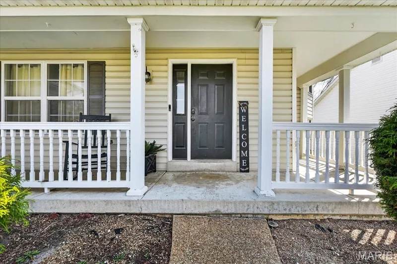 1838 Hackmann Hollow Drive, Wentzville, MO 63385 — listing photo 5 of 43