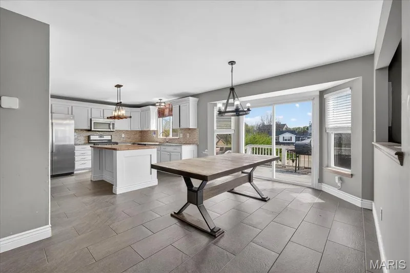 1838 Hackmann Hollow Drive, Wentzville, MO 63385 — listing photo 12 of 43