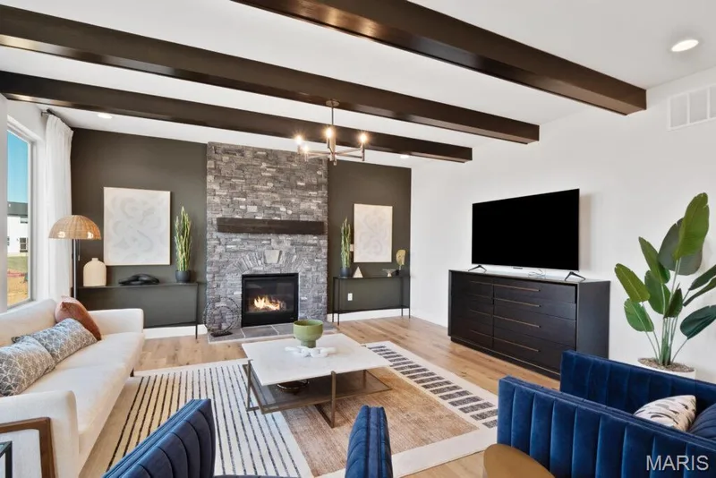 Example Picture of the Sunbury, Some options shown may be upgrades — 0 Sunbury A @CALEDONIA, O'Fallon, MO 63368