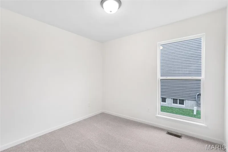 525 Apple Orchard Lane, O'Fallon, MO 63385 — listing photo 3 of 17