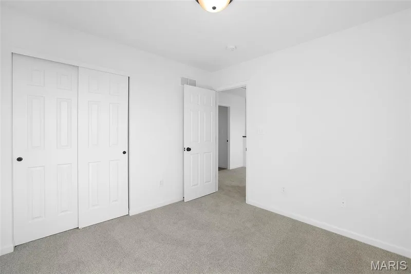 12 Shady Elm Court, St Charles, MO 63301 — listing photo 2 of 23