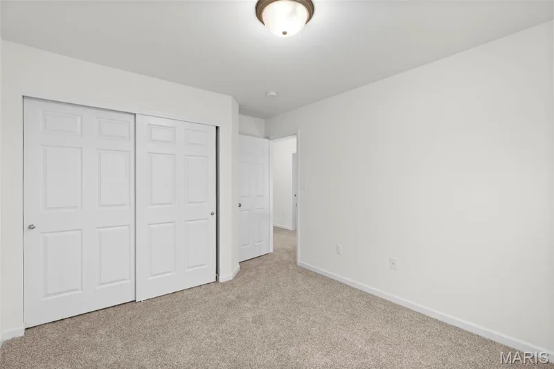 15 Bluestem Court, Lake St. Louis, MO 63367 — listing photo 10 of 33