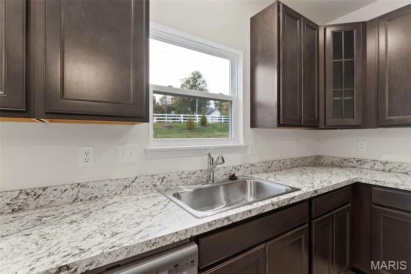 15 Bluestem Court, Lake St. Louis, MO 63367 — listing photo 19 of 33