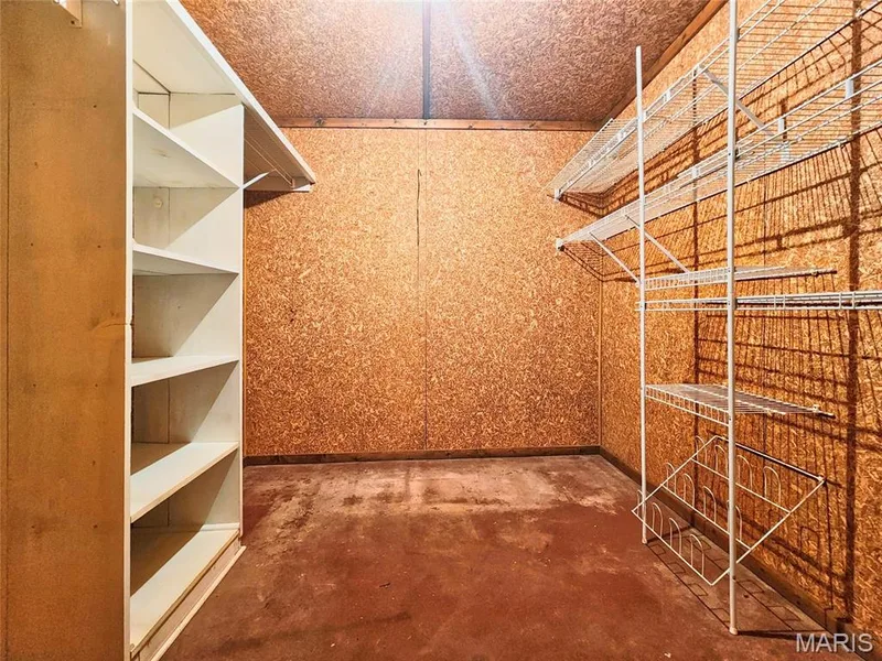 Wonderful cedar closet for those prized possessions. — 250 Brixham Drive, Chesterfield, MO 63017