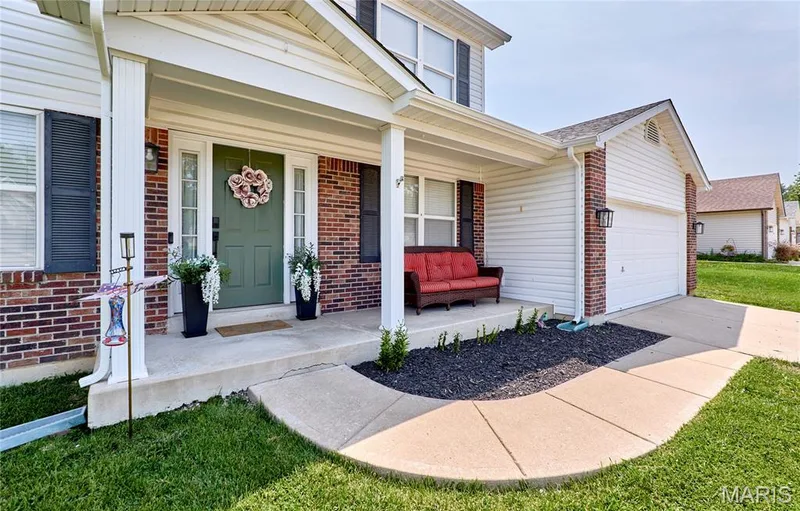 1420 Brittany Cove, St Charles, MO 63304 — listing photo 5 of 67