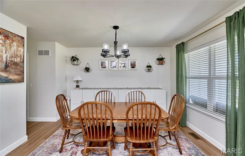 1420 Brittany Cove, St Charles, MO 63304 — listing photo 8 of 67