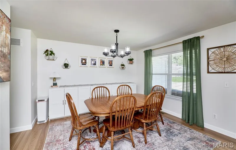 1420 Brittany Cove, St Charles, MO 63304 — listing photo 9 of 67