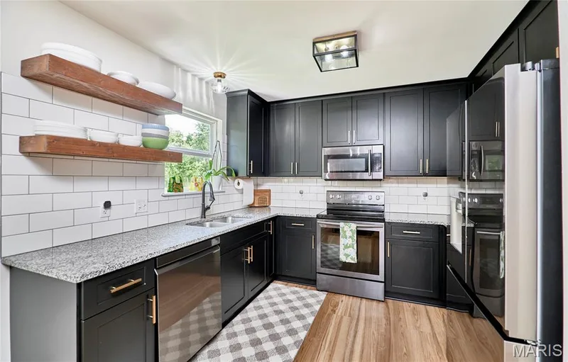 1420 Brittany Cove, St Charles, MO 63304 — listing photo 22 of 67