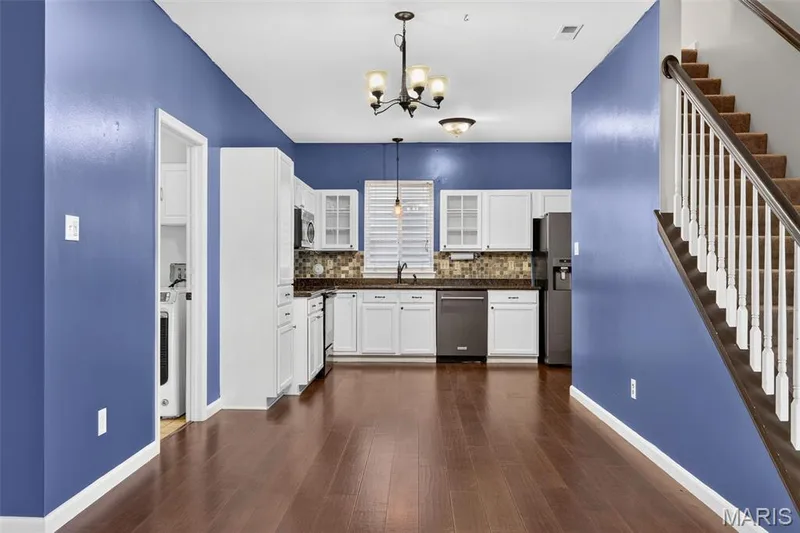 3013 Kellerton Place, Wentzville, MO 63385 — listing photo 8 of 31