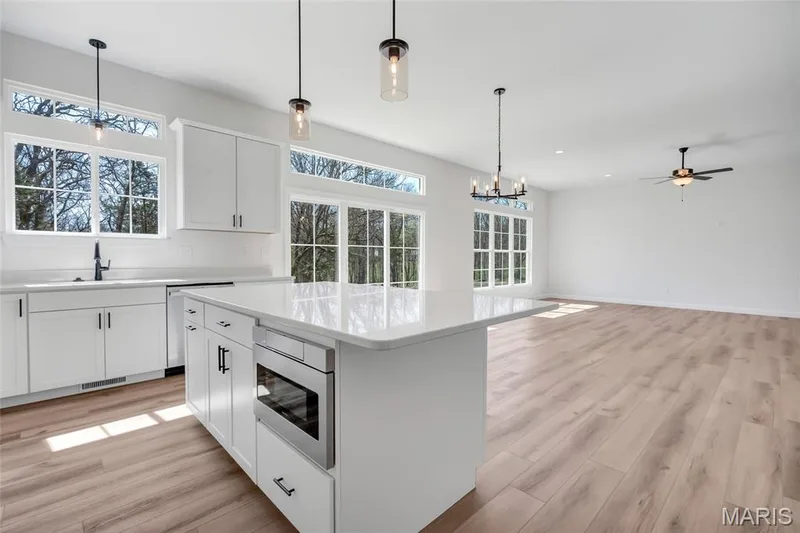 308 Schaper Estates Xing, Foristell, MO 63348 — listing photo 15 of 49