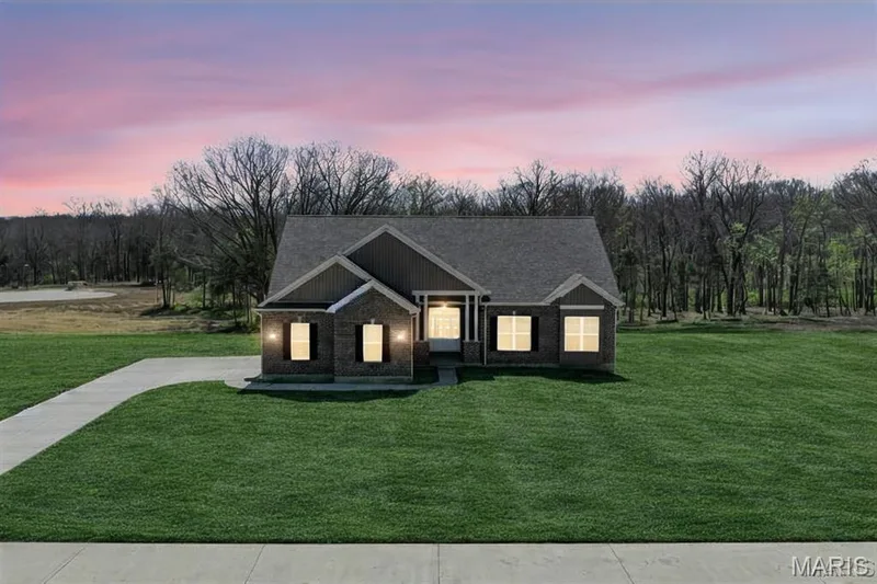 Welcome to 308 Schaper Estates Xing! Located on a corner lot in the Estates at Schaper Farms on 3.05 Acres! — 308 Schaper Estates Xing, Foristell, MO 63348
