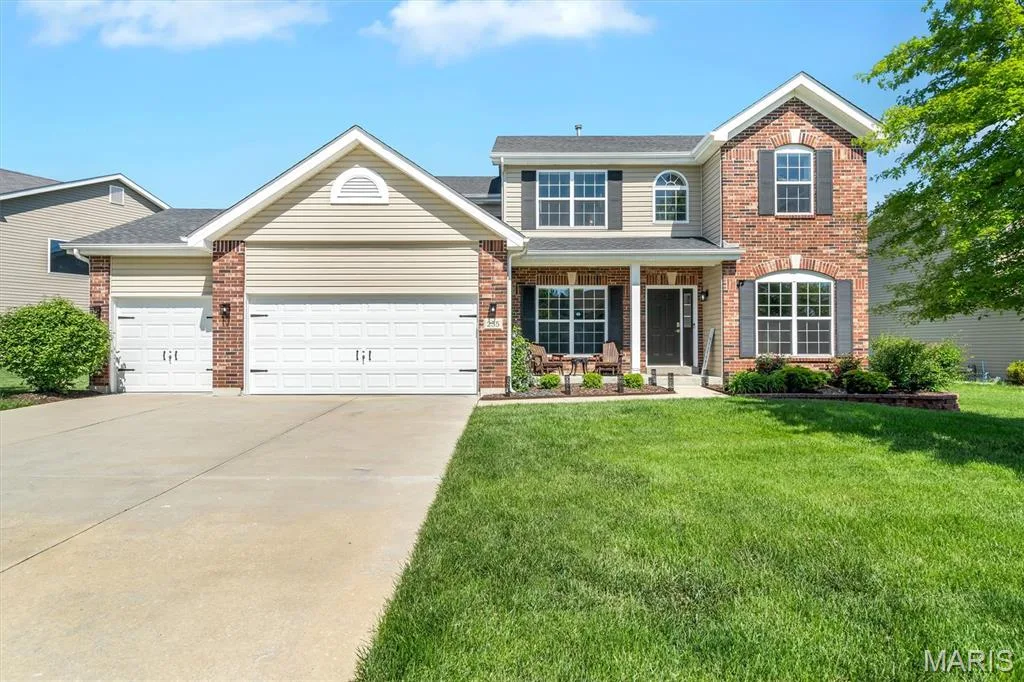 255 Mason Glen Drive, Lake St. Louis, MO 63367 — listing photo 1 of 48