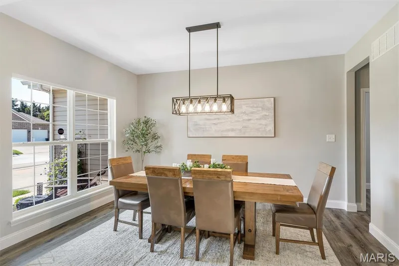 255 Mason Glen Drive, Lake St. Louis, MO 63367 — listing photo 4 of 48