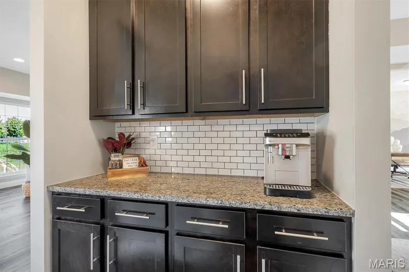 255 Mason Glen Drive, Lake St. Louis, MO 63367 — listing photo 16 of 48