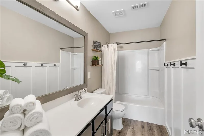 255 Mason Glen Drive, Lake St. Louis, MO 63367 — listing photo 37 of 48