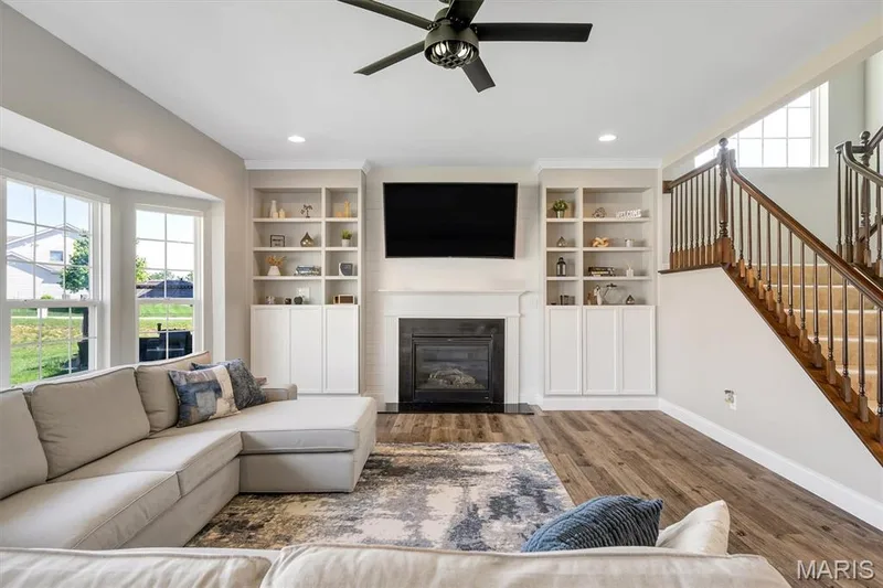 255 Mason Glen Drive, Lake St. Louis, MO 63367 — listing photo 11 of 48