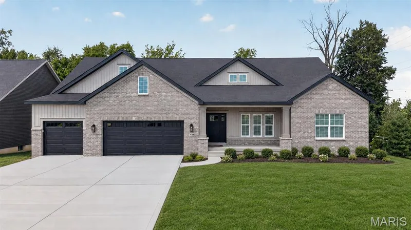 128 Royal Troon Drive, Dardenne Prairie, MO — listing photo 1