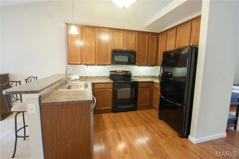 1760 Waterfall Drive, St Charles, MO 63303 — listing photo 12 of 44