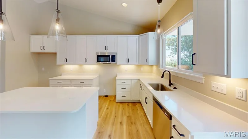White Soft Close Cabinets — 130 River Grove Court, O'Fallon, MO 63366