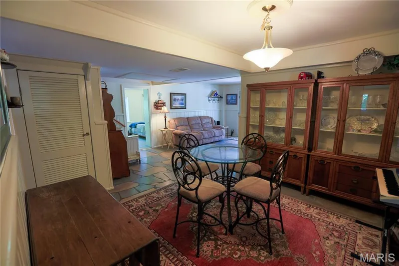 1004 Weidman Road, Chesterfield, MO 63017 — listing photo 5 of 17