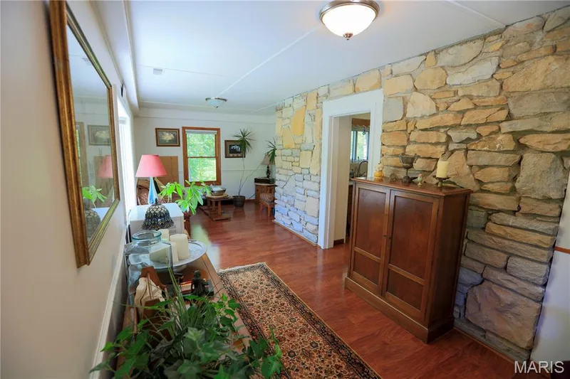 1004 Weidman Road, Chesterfield, MO 63017 — listing photo 6 of 17