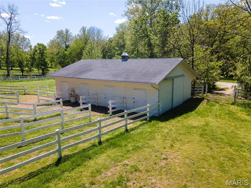 1004 Weidman Road, Chesterfield, MO 63017 — listing photo 8 of 17